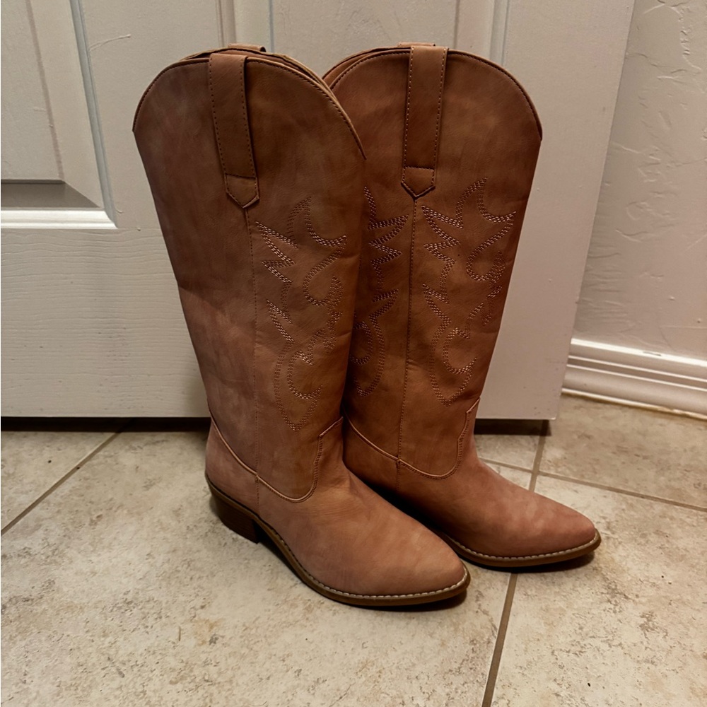 Pink Lily Brown Heeled Boots